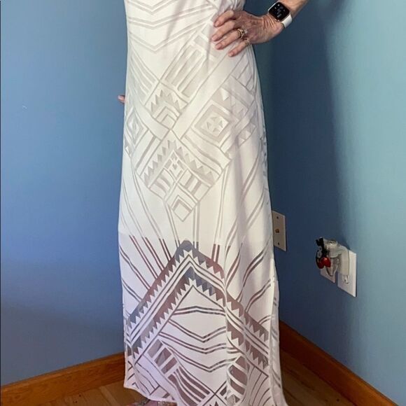 Chico’s Beautiful Summer Dress!! - Picture 4 of 9